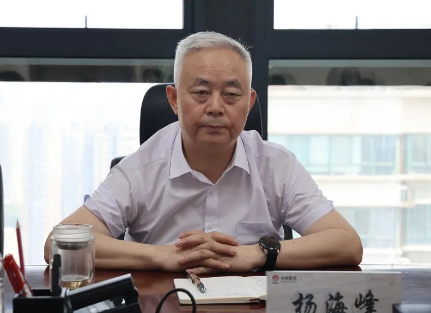 中國金屬學(xué)會(huì)理事長張曉剛來陜鋼集團(tuán)指導(dǎo)工作