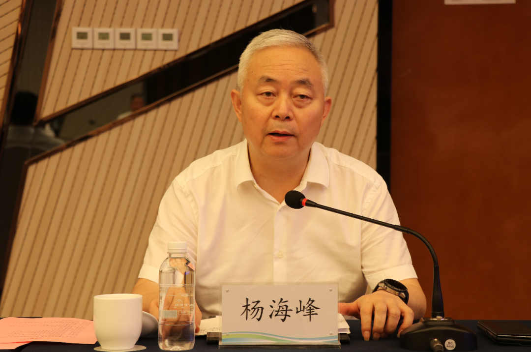 陜鋼集團(tuán)與中國(guó)地質(zhì)調(diào)查局自然資源綜合調(diào)查指揮中心、上唐集團(tuán)、中國(guó)地質(zhì)科學(xué)院鄭州所、中化學(xué)（海南）公司戰(zhàn)略合作框架協(xié)議成功簽約