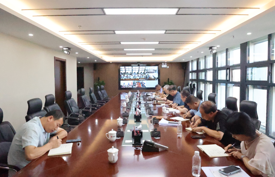 陜鋼集團認真?zhèn)鬟_落實陜煤集團高質量項目推進會會議精神