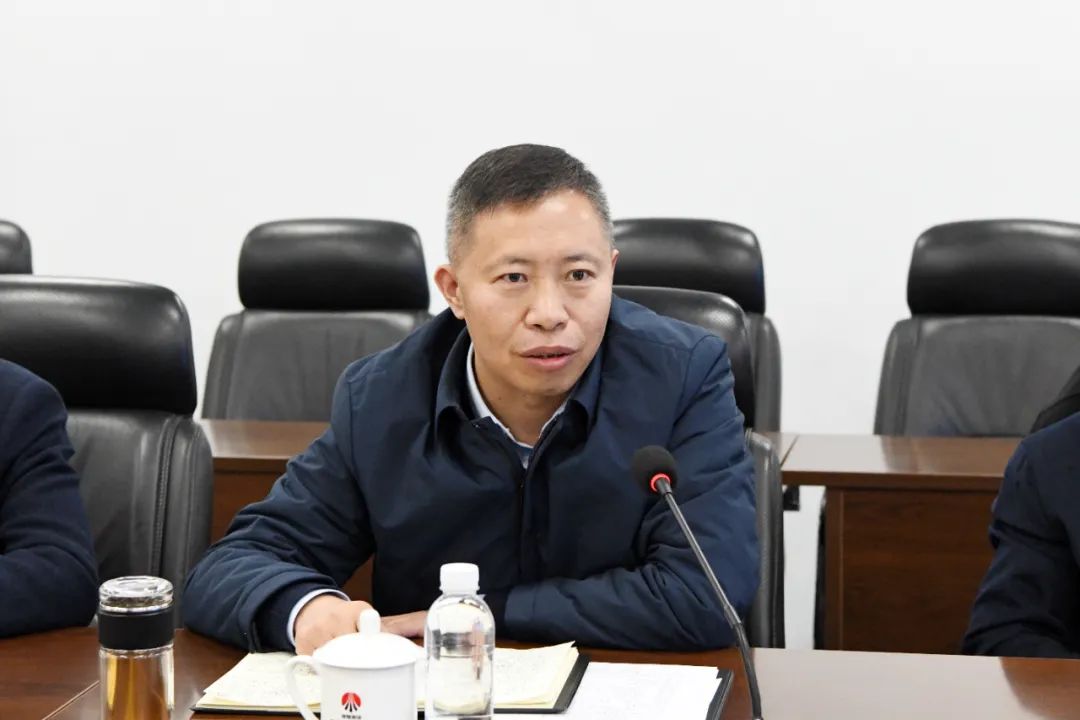 寶雞石油鋼管公司、延長(zhǎng)石油物資集團(tuán)與陜鋼集團(tuán)聯(lián)合召開石油鋼管項(xiàng)目工作會(huì)