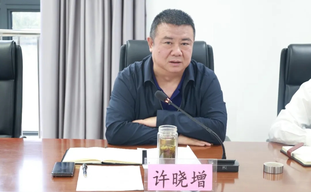 許曉增到漢鋼公司調(diào)研指導生產(chǎn)經(jīng)營工作