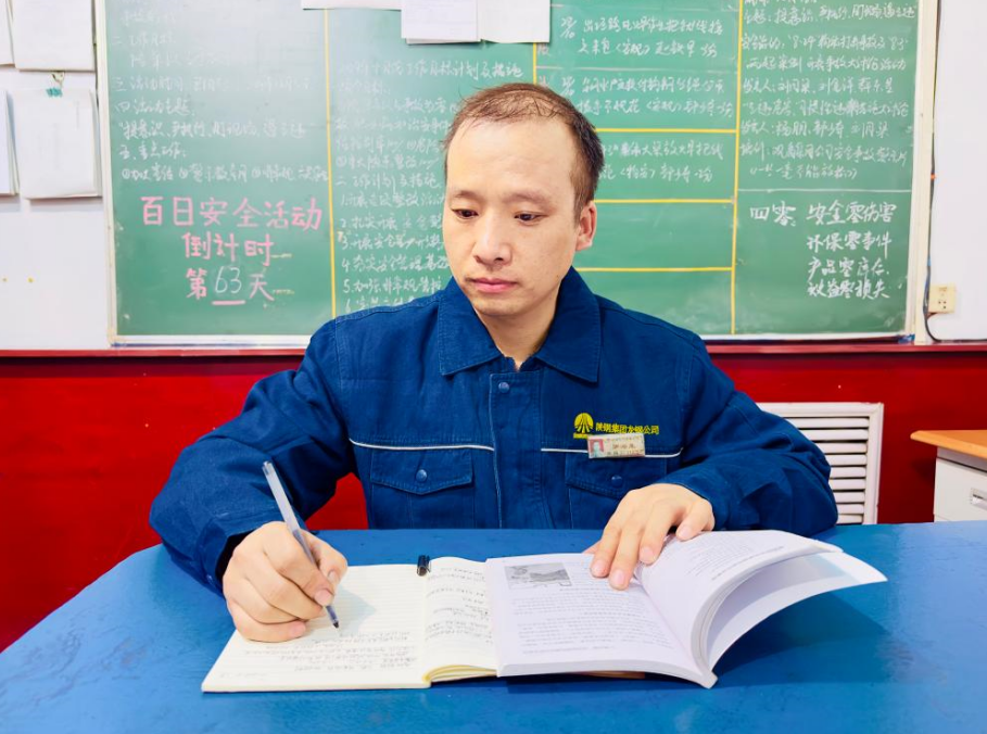 “鉗”心鑄夢 小銼刀磨礪出“大工匠”——記“陜西省技術(shù)能手”羅海生