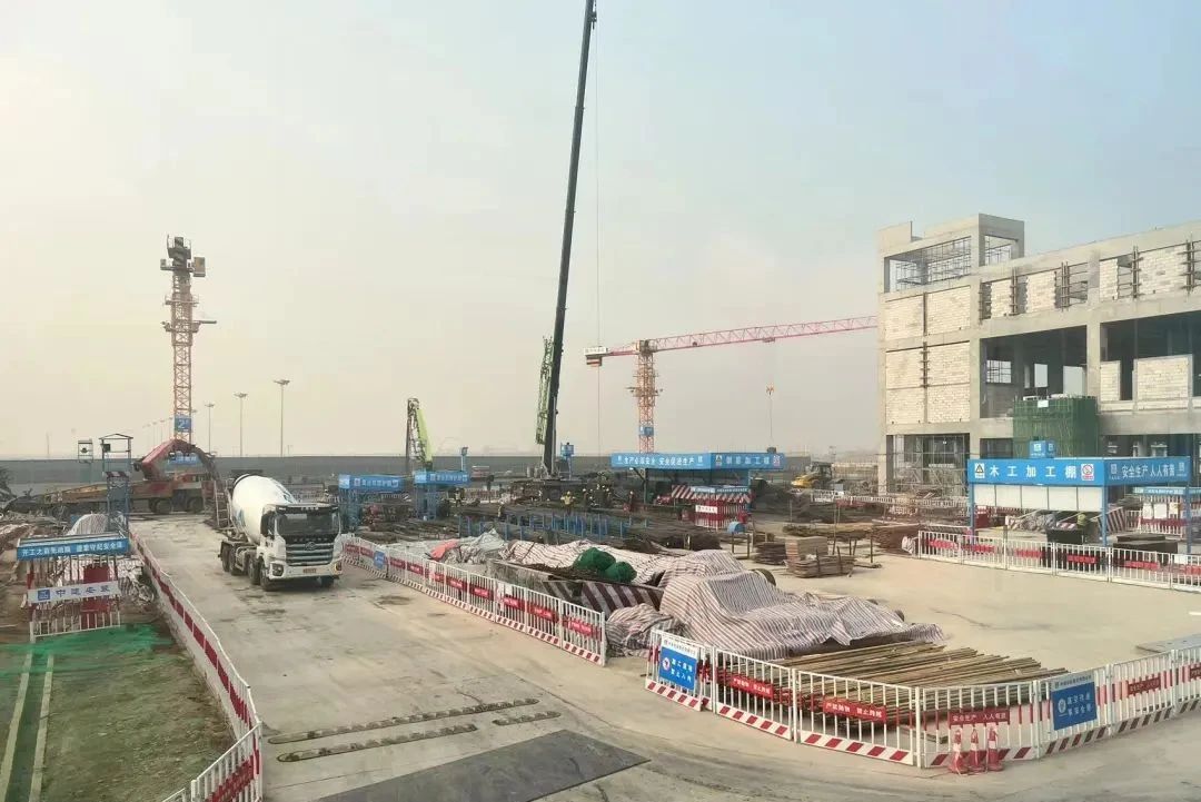 這個“超級航站樓”今日啟用！“禹龍”架起“空中絲綢之路”