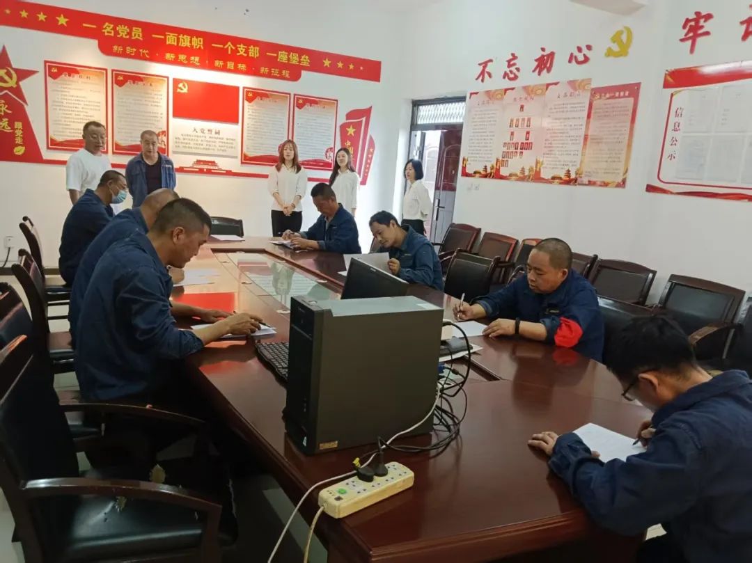 以賽促教強(qiáng)技能，以技賦能向未來(lái)